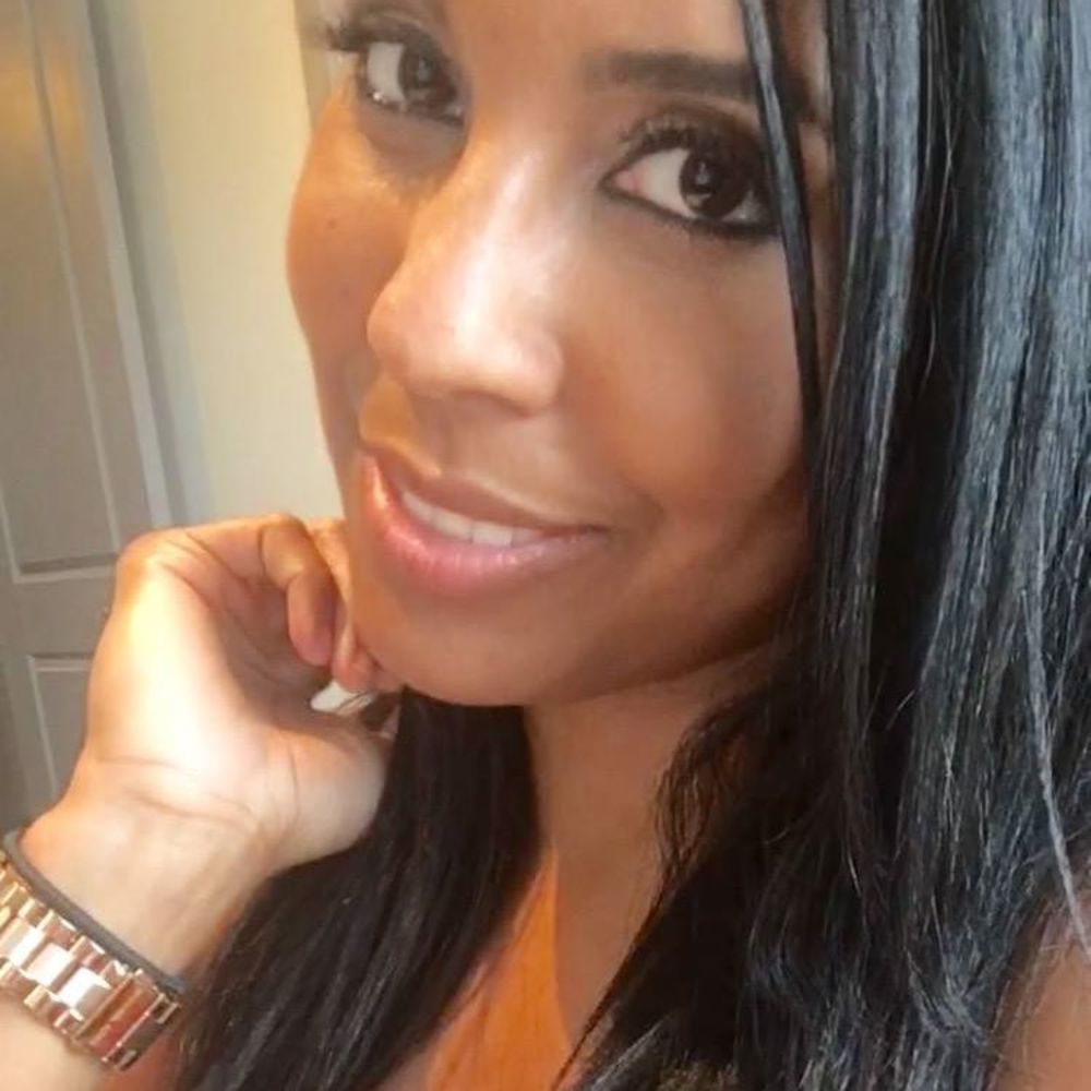 Meet your Posher, Crystal